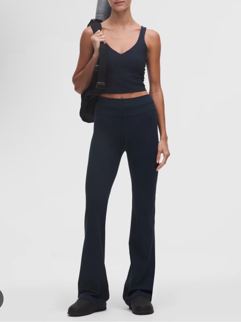 Lululemon Sz 8 pants Groove High-rise Bootcut 34” inseam Black Athletic Dance.